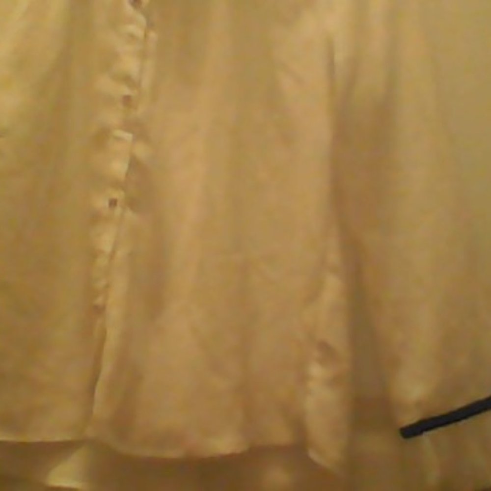 blouse - Picture 3 of 3